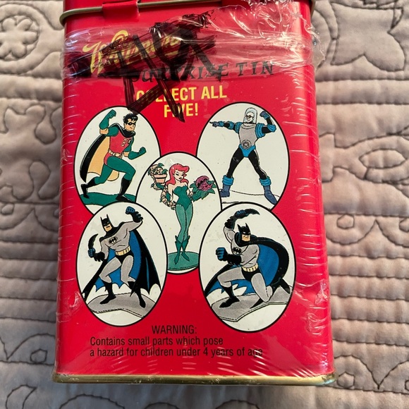 Whitmans surprise Batman tin  1997. - Picture 4 of 5